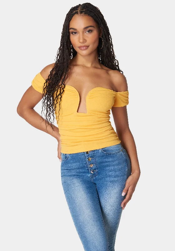 Ruched Cut Out Cold Shoulder Knit Top