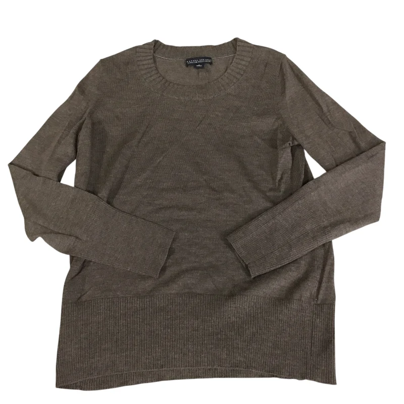 Top Long Sleeve By Banana Republic In Brown, Size: M